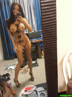 Super Sexy Milfs 2
