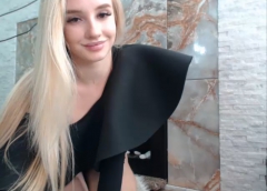 See when she was connected last and timed her next show