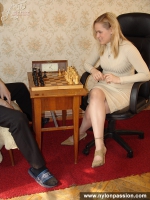 Fetish chess