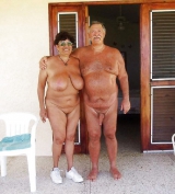 Naked couple 25.