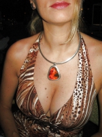 Pute mature a gros seins