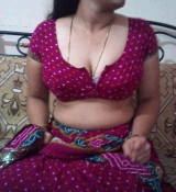 indian big busty Aunty\'s