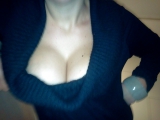 Secondo voi si accorge che la fotografo di nascosto ?