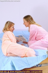 Sapphic Erotica enthusiastic lesbian girls