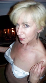Alluring Granny! (57 y.o. Suzanne)