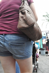 Chubby MILF At Food Truck Wars
