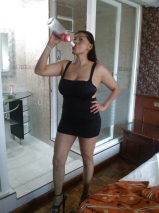 Who want to fuck my bitch