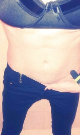 Siyah ojeli turk kizi