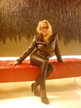 Amateur cougars and matures