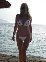 Amateur cougars and matures