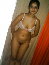 Glams very sexy Indian gf