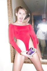 Miley cyrus fait sa pute lol