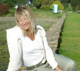 valerie dressed and nude