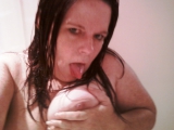 Women who like to be photographed naked