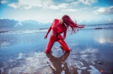 Bianca Baeuchamp Latex red 2