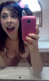 USA woman boobs pussy selfie