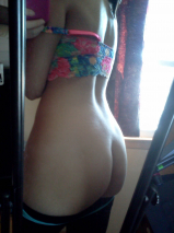 USA woman boobs pussy selfie