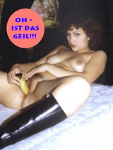 Nadja opens all her holes!