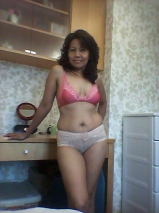 Sexy Pics of Mrs. Marie G. Gundran of Tubao Sex Scandal