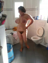 Sexy mature and hairy pussy 1