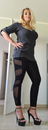 Big tits Slut Daniela!