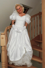 Mature cuckold wife.