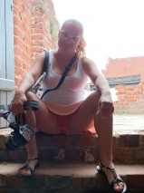 Amateur Wife 001