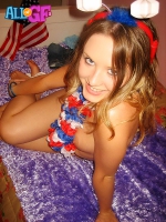 My hot girlfriend is