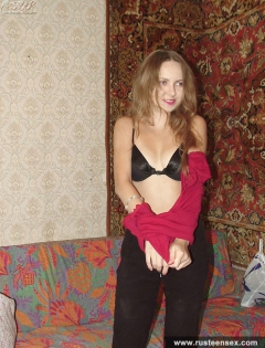 Teen-girl posing - N