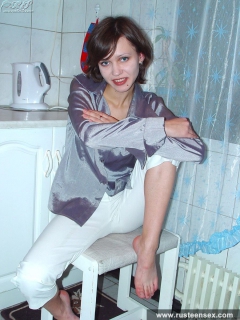 Horny russian teen kitchen photo session - N