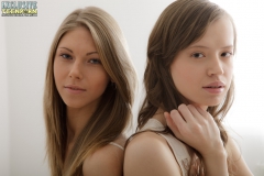 Girlfriends with dildo - N
