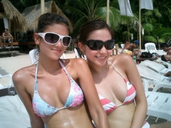 pretty Girls 2 - N