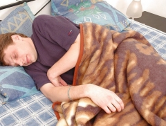 Dad get wake up from dauther and friend - N