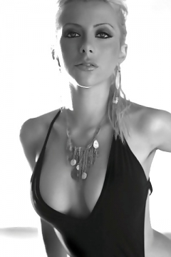 Nude and semi nude beautiful women - N