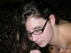 Glasses Babe Modeling Nude - N