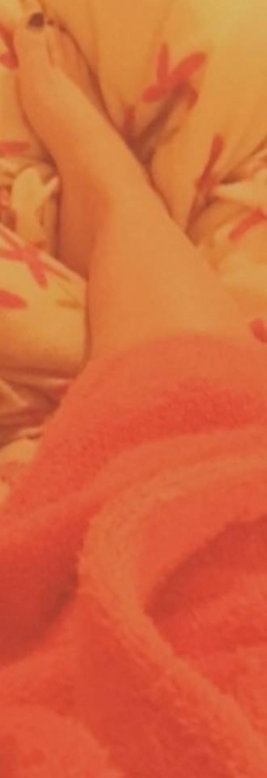 katy's super sexy legs - N
