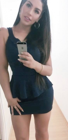 Leysi Suarez, Pics - N