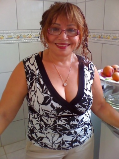 RANDOM WOMEN THAT MAKE ME HARD - N