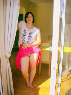 upskirted SILF holly harris from birmingham uk - N