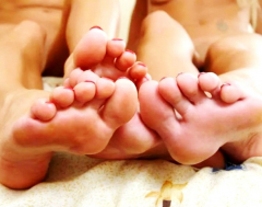 Female legs! Foot Fetish Erotica - N