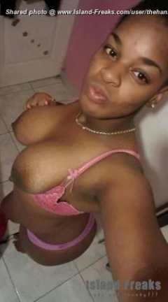 boobs - N