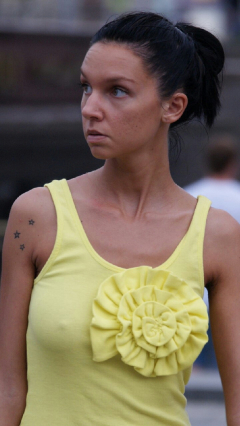 Mature ladies braless cleavage pokies - N