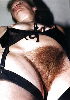 How do such amazing hairy pusses excite... - N