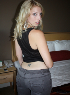 Amateur sexy teen blonde mechante 01 - N