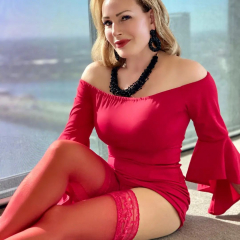 mature and sexy - N