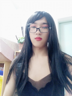 Chinese cross dresser Xiao Zuo takes a selfie - N