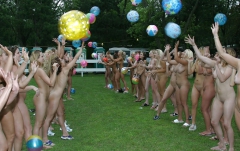 Ladies Gang II - N