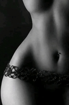 The eroticism of the body - N