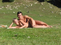 Lovely Beach Pair - N