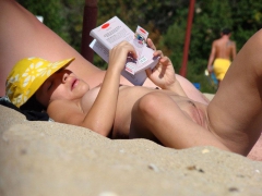 Sunny Pussy IV - N